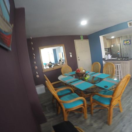 Apartamento De Tres Habitaciones En Zona Centro De San Andres Islas - Edificio Comodoro 203 Exterior foto