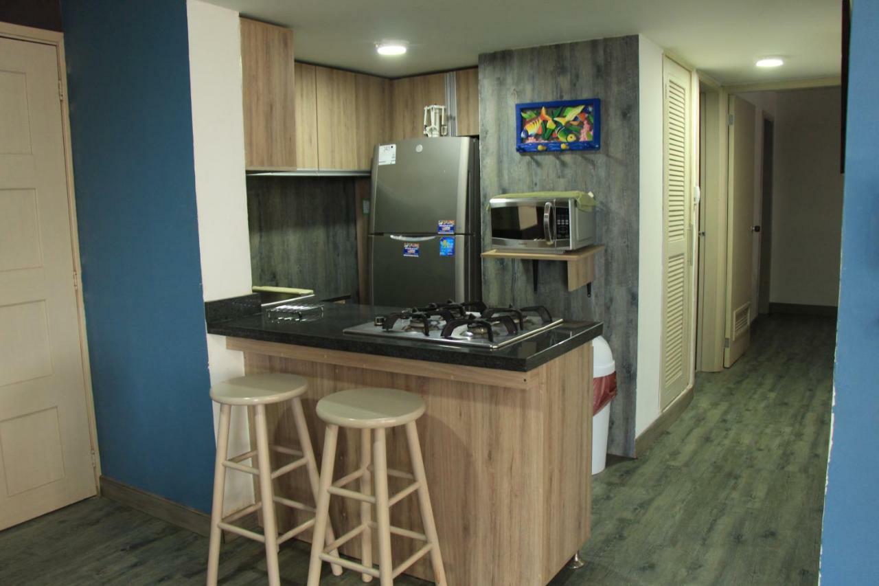Apartamento De Tres Habitaciones En Zona Centro De San Andres Islas - Edificio Comodoro 203 Exterior foto